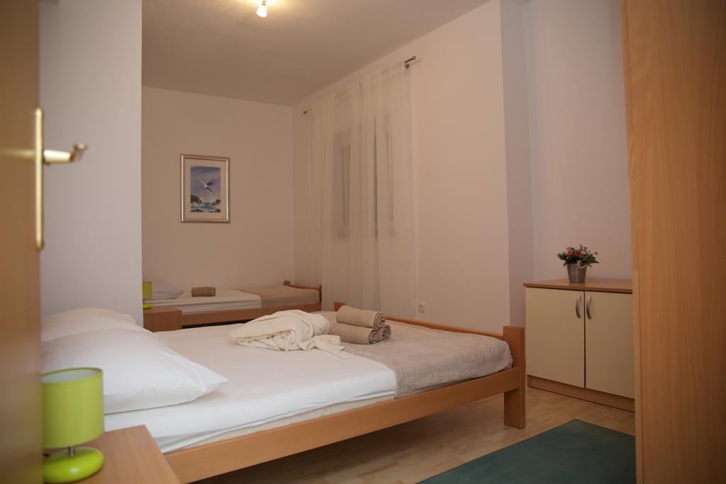 Antonija Apartments With Pool Biograd Na Moru Exterior foto