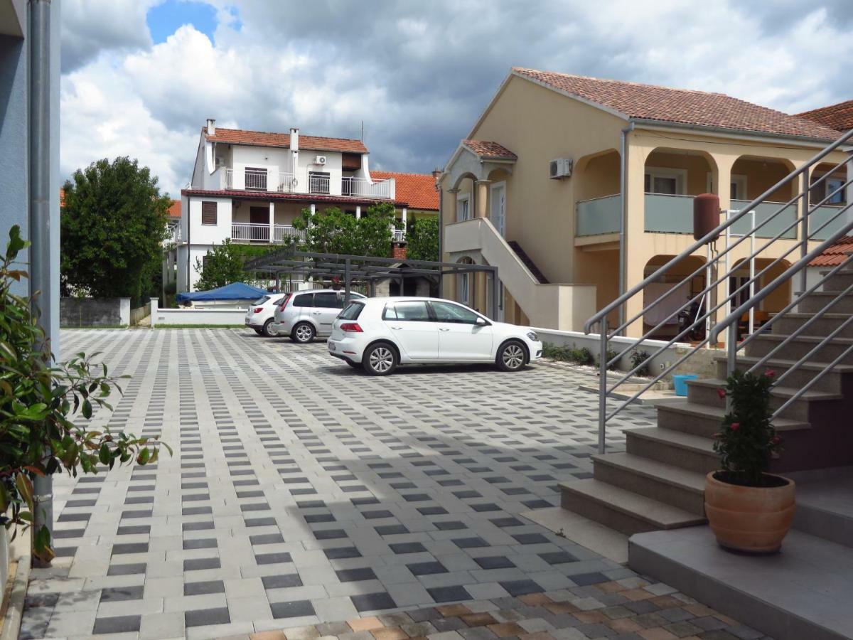 Antonija Apartments With Pool Biograd Na Moru Cameră foto